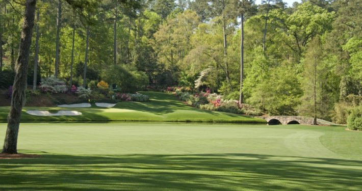 Best Sports Bar in Chicago to Watch The Masters